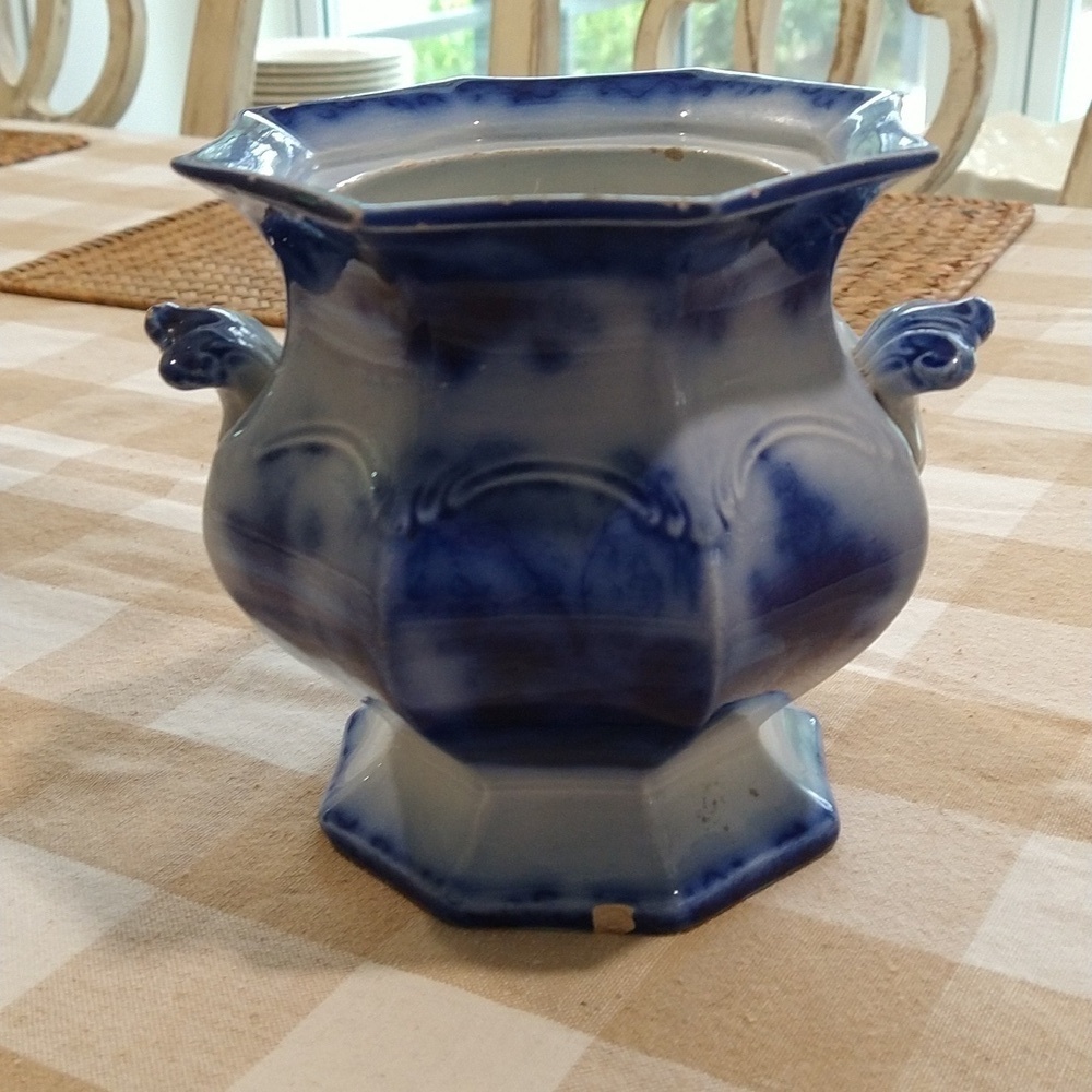 Flow blue antique sugar bowl C & G  Alcock England scinde